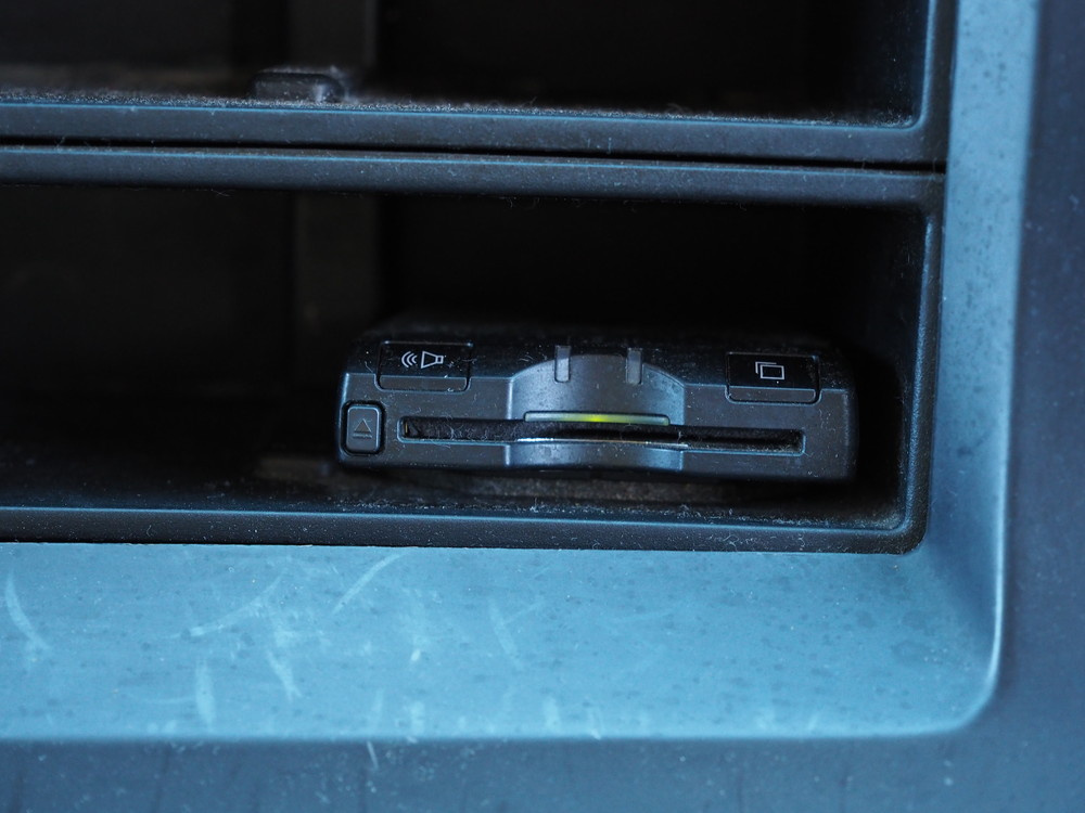 いすゞ ギガ ウイング車 大型 QKG-CYJ77A 年式 H25[写真35]