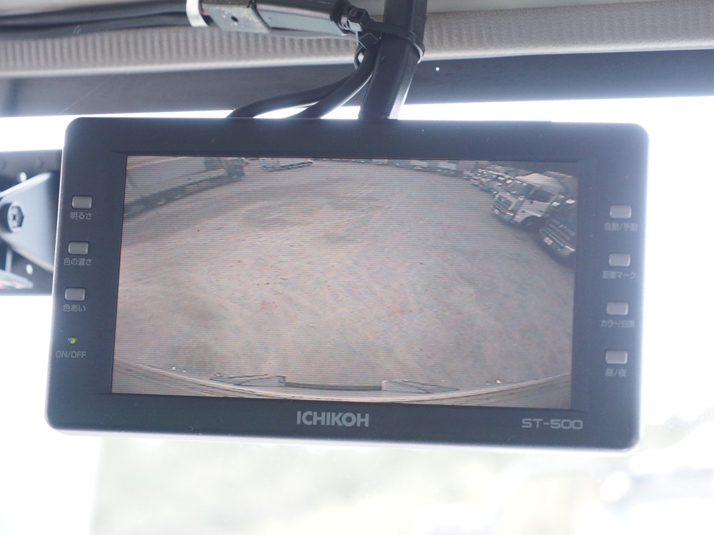 いすゞ エルフ バン車 小型 SKG-NPR85AN 年式 H23[写真26]