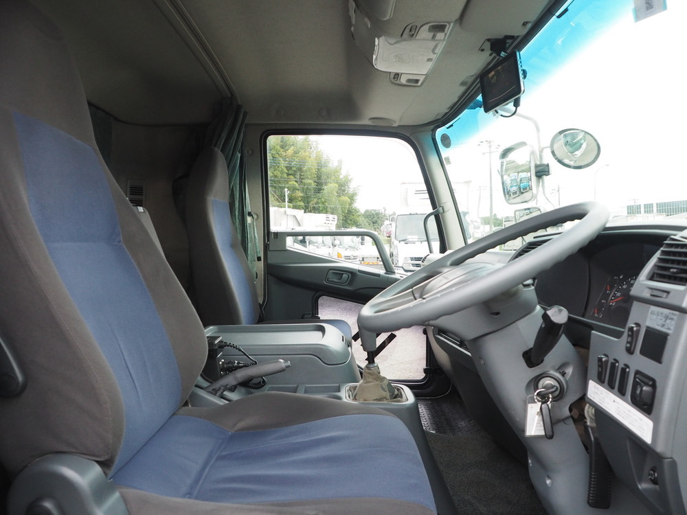 三菱ふそう ファイター ウイング車 中型 TKG-FK64F 年式 H26[写真39]