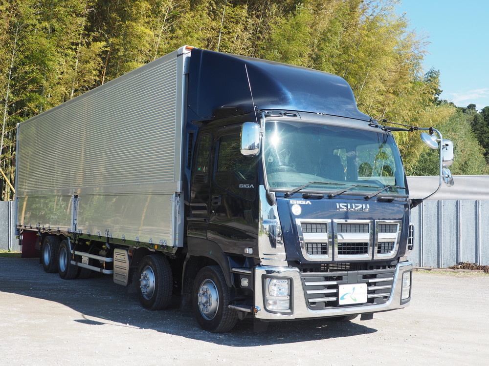 いすゞ ギガ ウイング車 大型 QKG-CYJ77A 年式 H26[写真04]