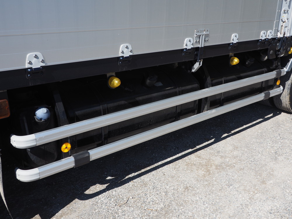 いすゞ ギガ ウイング車 大型 QKG-CYJ77A 年式 H26[写真16]