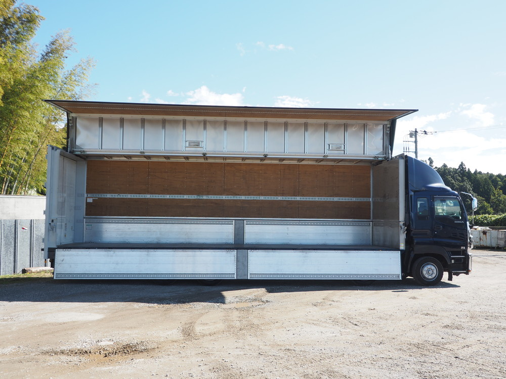 いすゞ ギガ ウイング車 大型 QKG-CYJ77A 年式 H26[写真12]