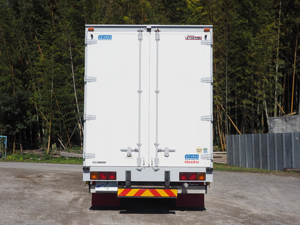 いすゞ ギガ ウイング車 大型 QKG-CYJ77A 年式 H26[写真06]