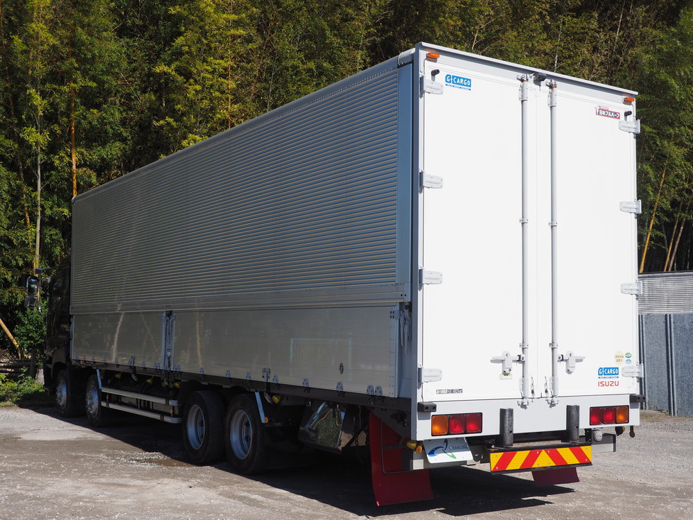 いすゞ ギガ ウイング車 大型 QKG-CYJ77A 年式 H26[写真07]