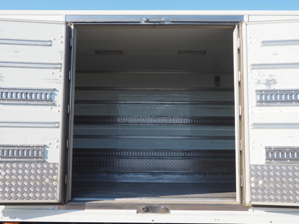 日野 レンジャー 冷凍バン 中型 BDG-FD8JLWG 年式 H22[写真18]