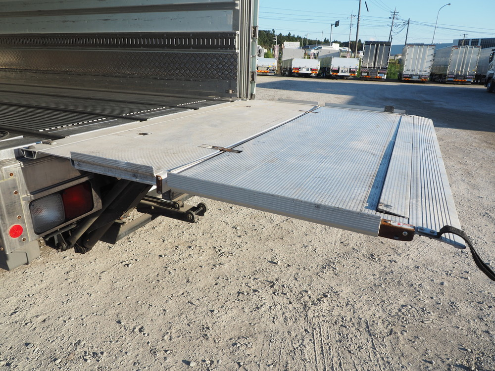 日野 レンジャー 冷凍バン 中型 BDG-FD8JLWG 年式 H22[写真31]