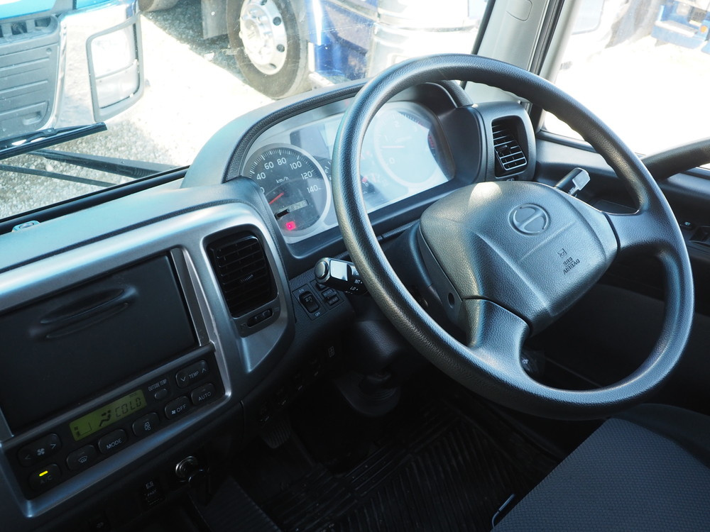 日野 レンジャー 冷凍バン 中型 BDG-FD8JLWG 年式 H22[写真34]