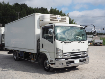いすゞ フォワード 冷凍バン 中型 TKG-FRR90T2 年式 H27 [写真04]
