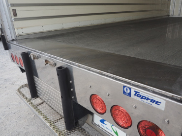 いすゞ フォワード 冷凍バン 中型 TKG-FRR90T2 年式 H27 [写真25]