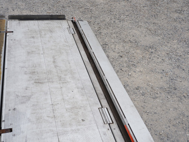 いすゞ フォワード 冷凍バン 中型 SKG-FRR90T2 年式 H23 [写真32]