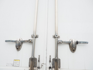 いすゞ フォワード ウイング車 中型 TKG-FRR90T2 年式 H26 [写真11]