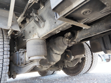 いすゞ ギガ ウイング車 大型 LKG-CYJ77A 年式 H23 [写真48]