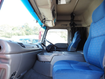 いすゞ ギガ ウイング車 大型 LKG-CYJ77A 年式 H23 [写真45]