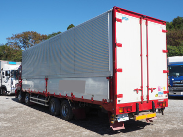 いすゞ ギガ ウイング車 大型 PDG-CYJ77W8 年式 H20 [写真08]