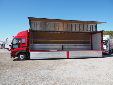 いすゞ ギガ ウイング車 大型 PDG-CYJ77W8 年式 H20 [写真17]