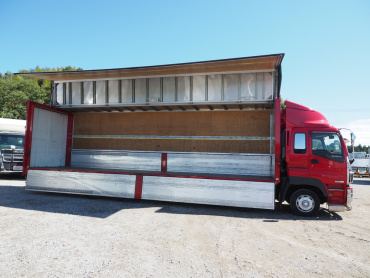 いすゞ ギガ ウイング車 大型 PDG-CYJ77W8 年式 H20 [写真11]