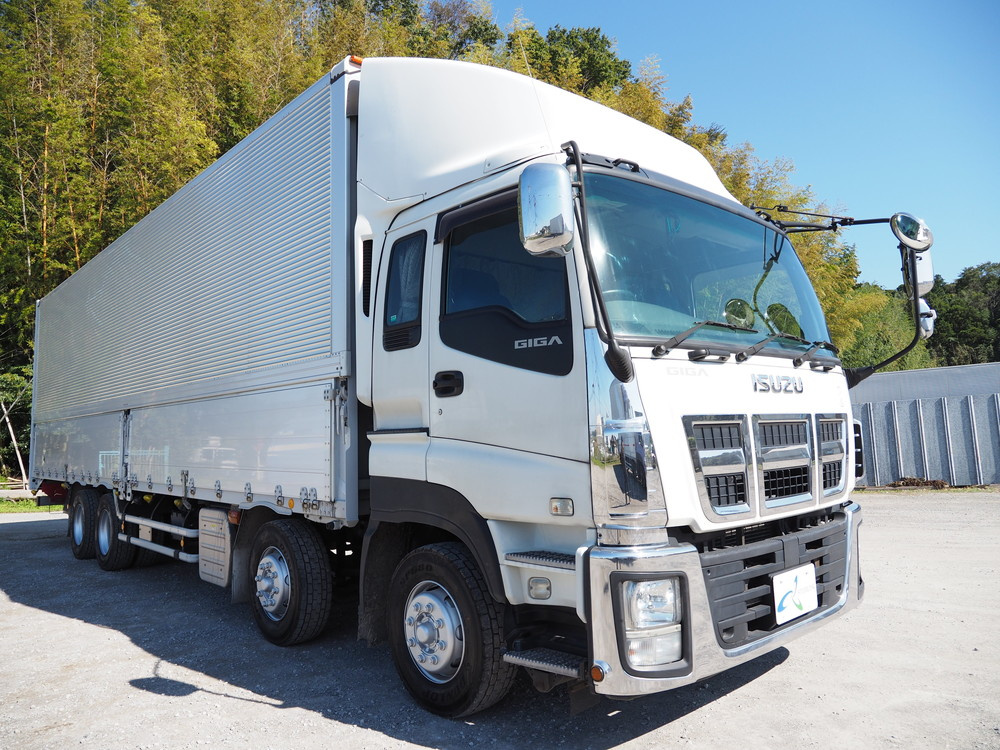 いすゞ ギガ ウイング車 大型 QKG-CYJ77A 年式 H28[写真04]
