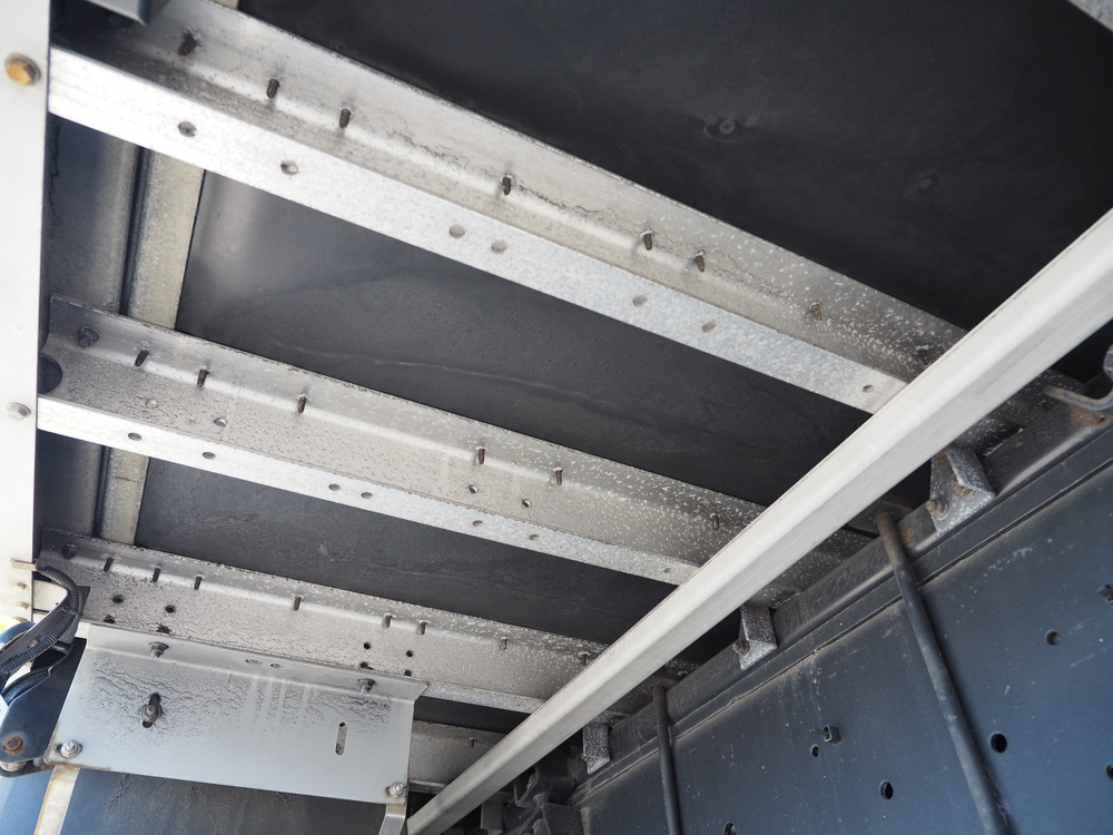 いすゞ ギガ ウイング車 大型 QKG-CYJ77A 年式 H28[写真35]