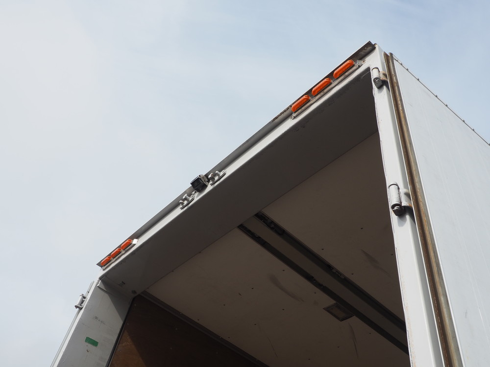 いすゞ ギガ ウイング車 大型 QKG-CYJ77A 年式 H26[写真31]