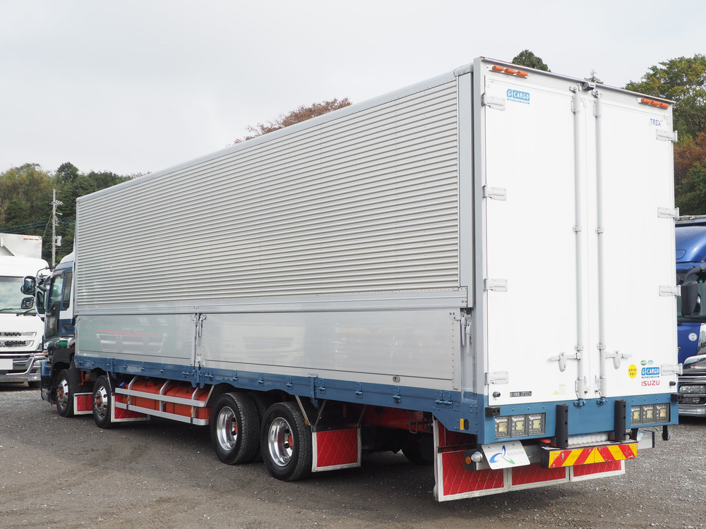 いすゞ ギガ ウイング車 大型 QKG-CYJ77A 年式 H26[写真07]