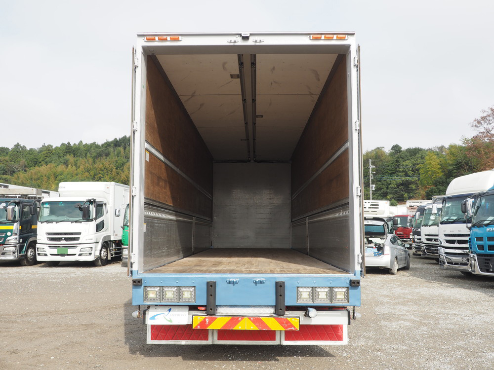 いすゞ ギガ ウイング車 大型 QKG-CYJ77A 年式 H26[写真26]