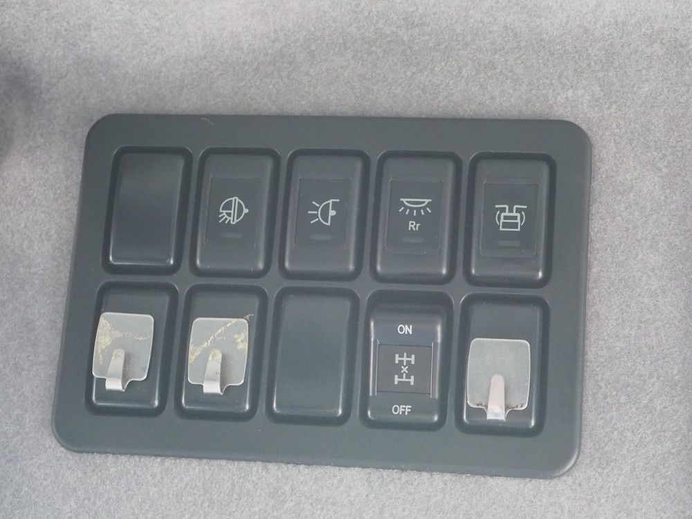 いすゞ ギガ ウイング車 大型 QKG-CYJ77A 年式 H26[写真40]