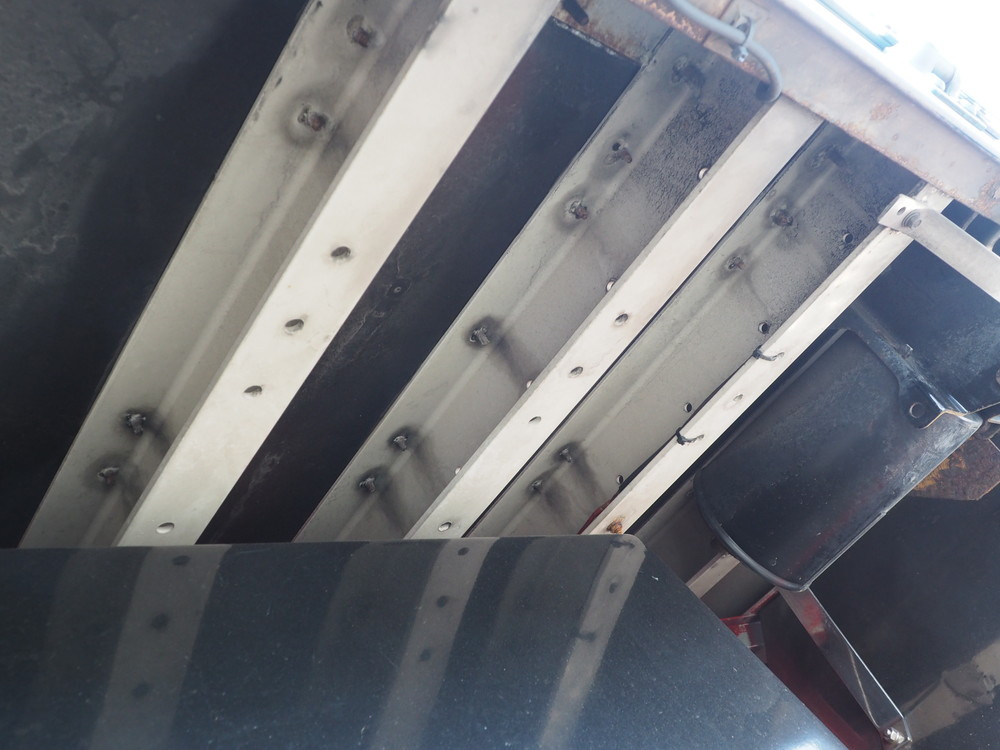 いすゞ ギガ ウイング車 大型 QKG-CYJ77A 年式 H26[写真52]