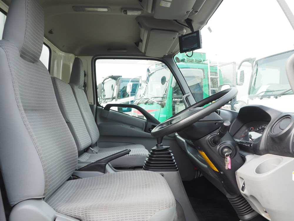 日野 デュトロ 冷凍バン 小型 TKG-XZU710M 年式 H28[写真30]