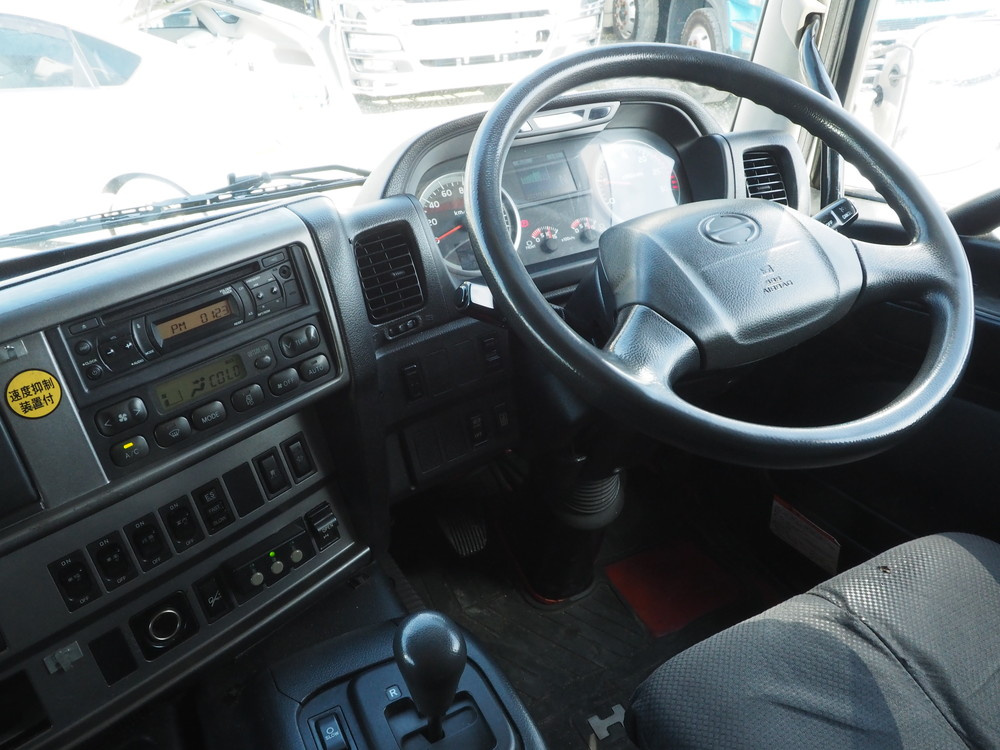 日野 グランドプロフィア 冷凍バン 大型 QKG-FW1EXBJ 年式 H24[写真29]