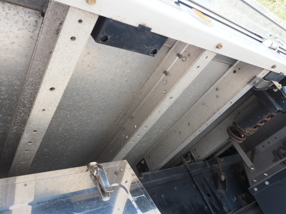 三菱ふそう スーパーグレート ウイング車 大型 LKG-FS54VZ 年式 H22[写真37]