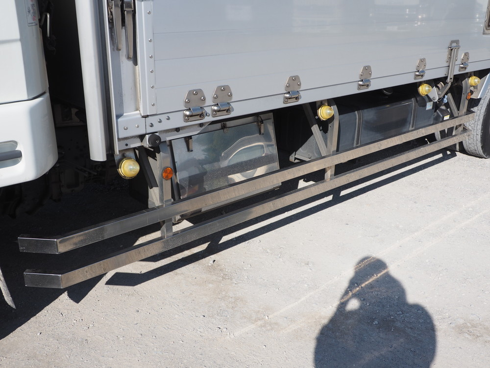 三菱ふそう ファイター ウイング車 中型 TKG-FK64F 年式 H26[写真17]