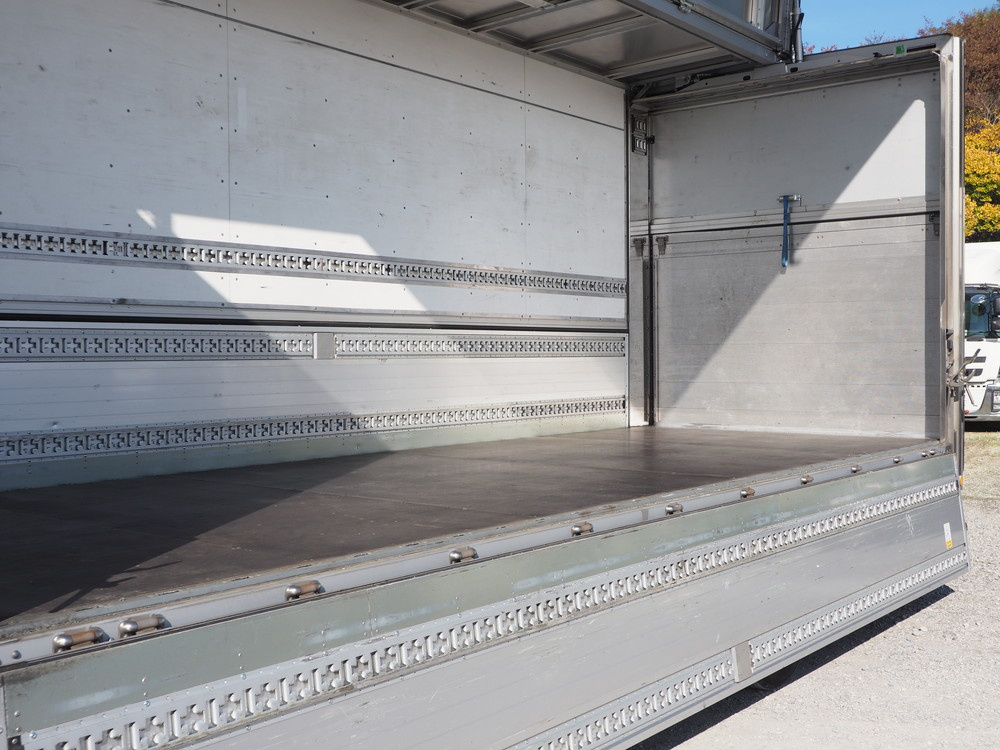 三菱ふそう ファイター ウイング車 中型 TKG-FK64F 年式 H26[写真24]