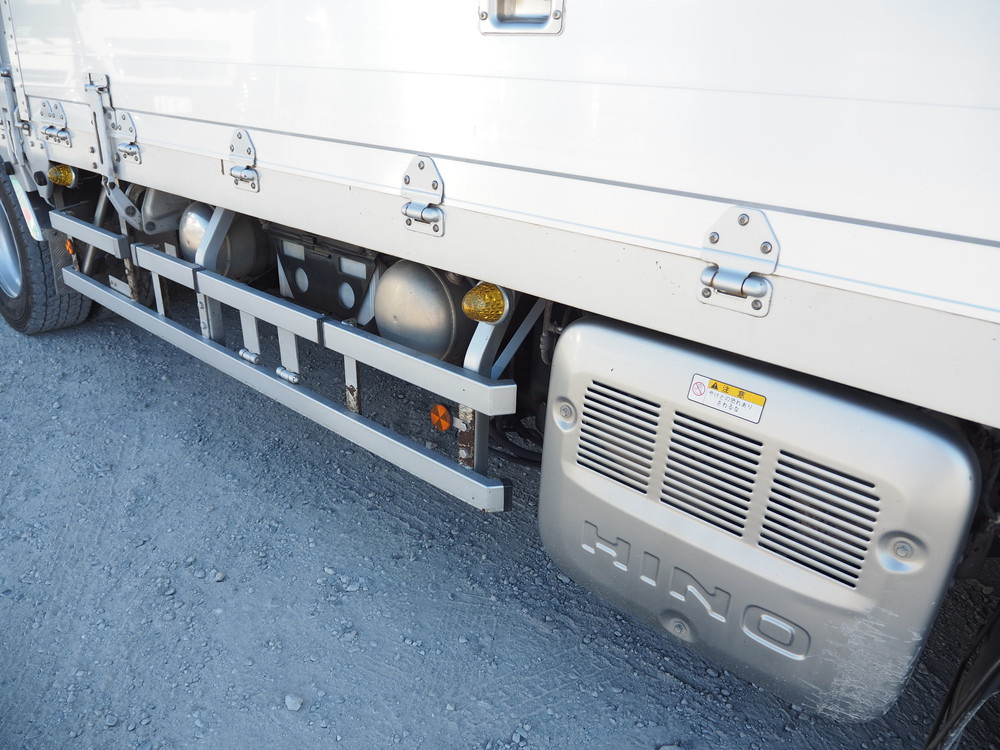 日野 グランドプロフィア ウイング車 大型 LKG-FW1EXBJ 年式 H23[写真09]