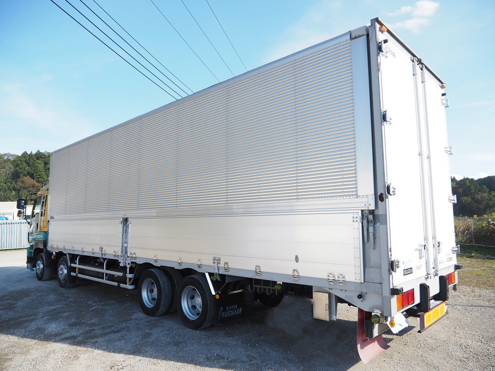 いすゞ ギガ ウイング車 大型 LKG-CYJ77A 年式 H22[写真08]