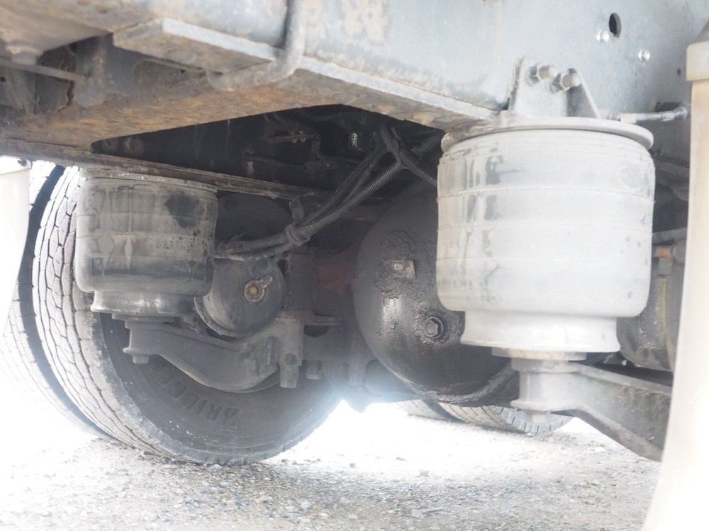 いすゞ ギガ 冷凍ウイング 大型 QKG-CYJ77A 年式 H26[写真52]