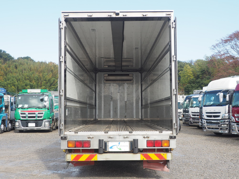 いすゞ ギガ 冷凍ウイング 大型 QKG-CYJ77A 年式 H26[写真27]