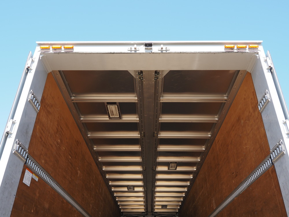 いすゞ ギガ ウイング車 大型 QKG-CYJ77A 年式 H26[写真38]