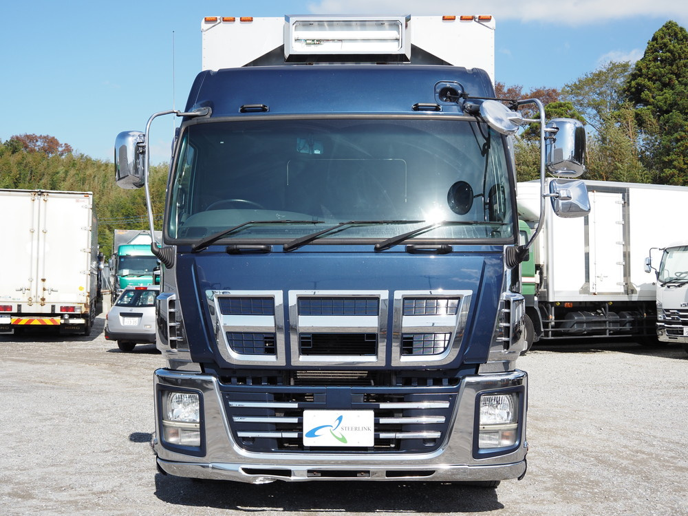 いすゞ ギガ ウイング車 大型 QKG-CYJ77A 年式 H26[写真03]