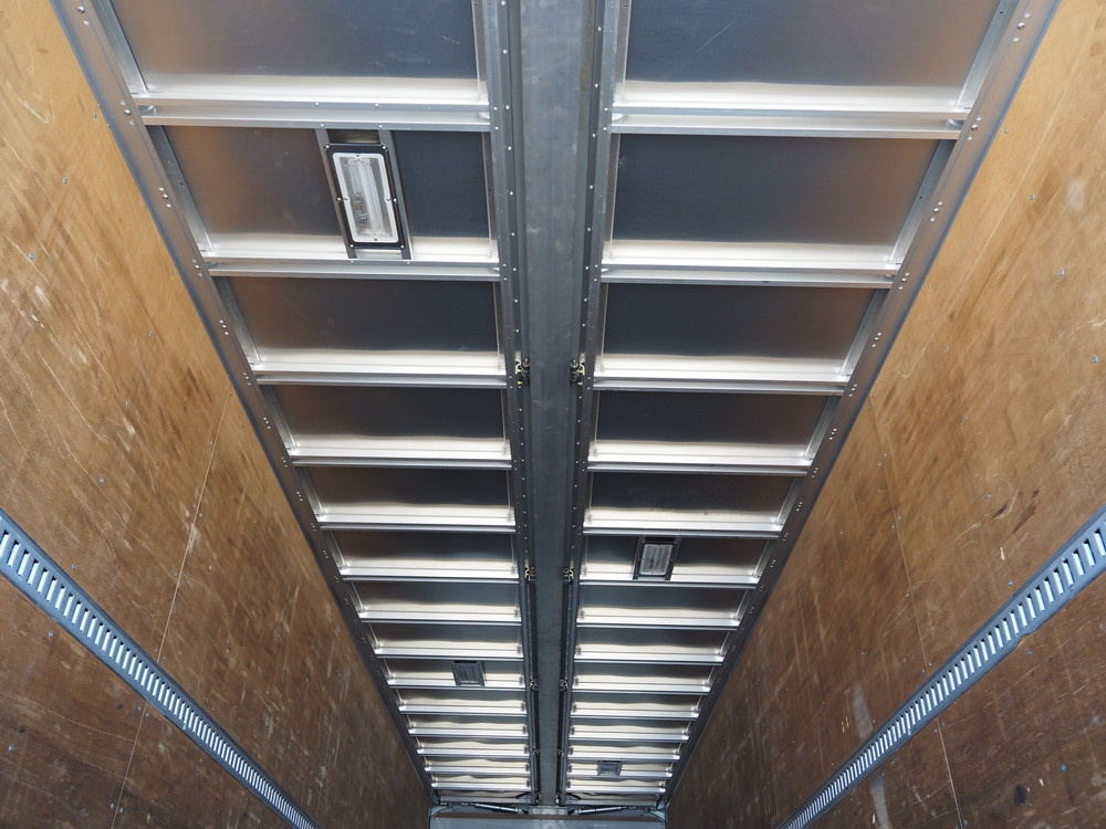 いすゞ ギガ ウイング車 大型 QKG-CYJ77A 年式 H26[写真32]