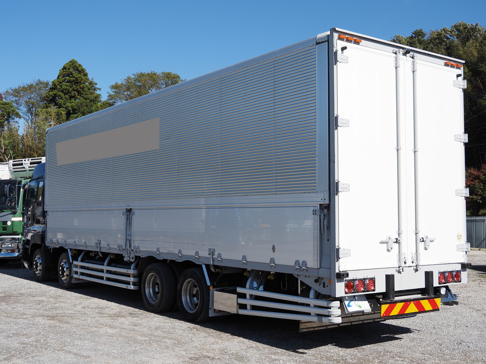 いすゞ ギガ ウイング車 大型 QKG-CYJ77A 年式 H26[写真07]