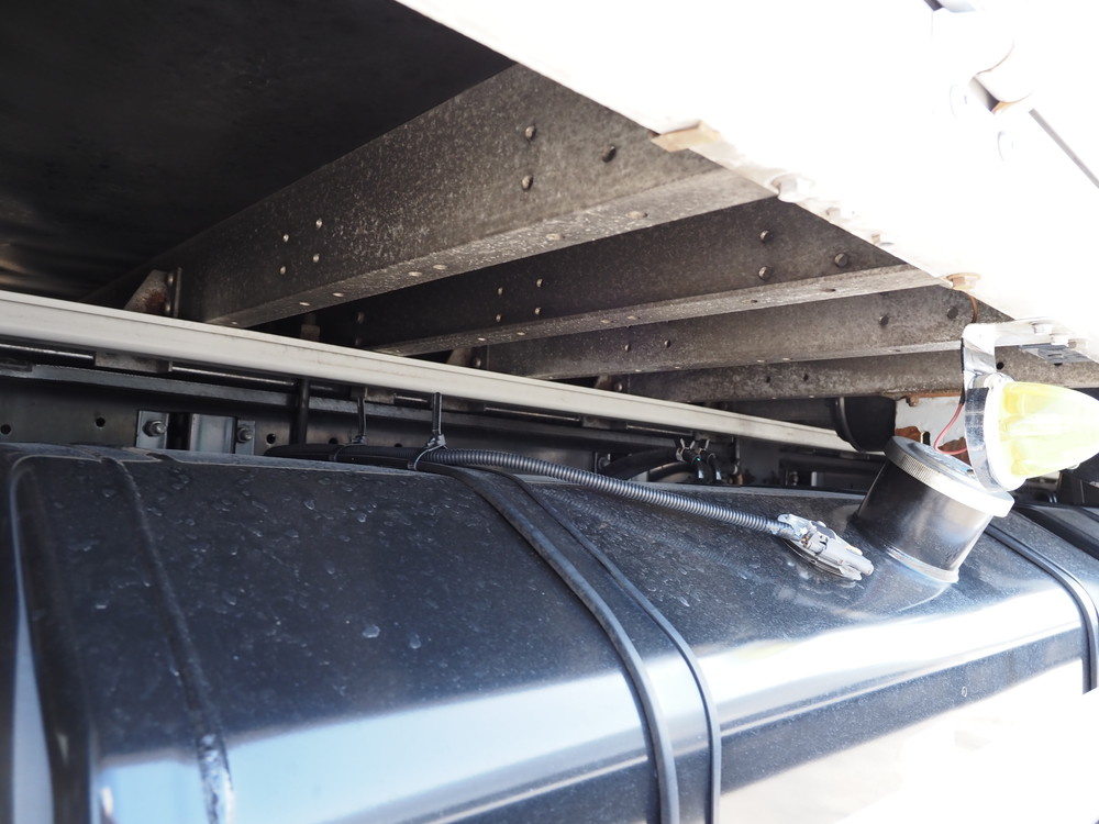 いすゞ ギガ ウイング車 大型 QKG-CYJ77A 年式 H26[写真64]