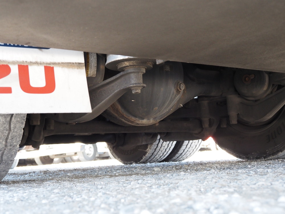 いすゞ ギガ ウイング車 大型 QKG-CYJ77A 年式 H26[写真54]