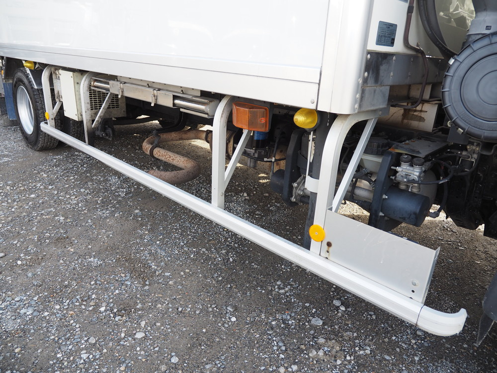 日野 レンジャー 冷凍バン 中型 TKG-FD7JKAG 年式 H28[写真11]