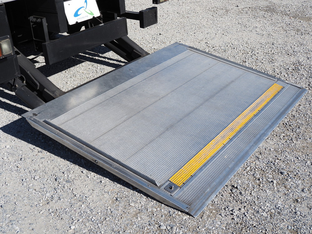 日野 デュトロ バン車 小型 TKG-XZU655M 年式 H27[写真27]