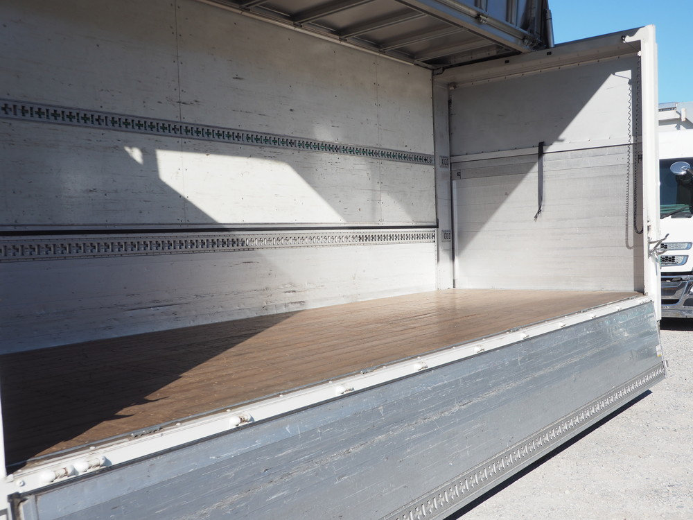 いすゞ フォワード ウイング車 中型 TKG-FRR90T2 年式 H26[写真22]