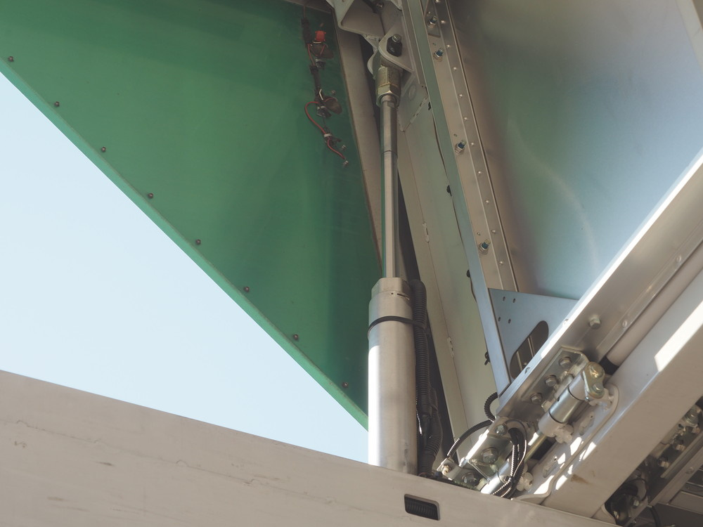 いすゞ フォワード ウイング車 中型 TKG-FRR90T2 年式 H26[写真19]