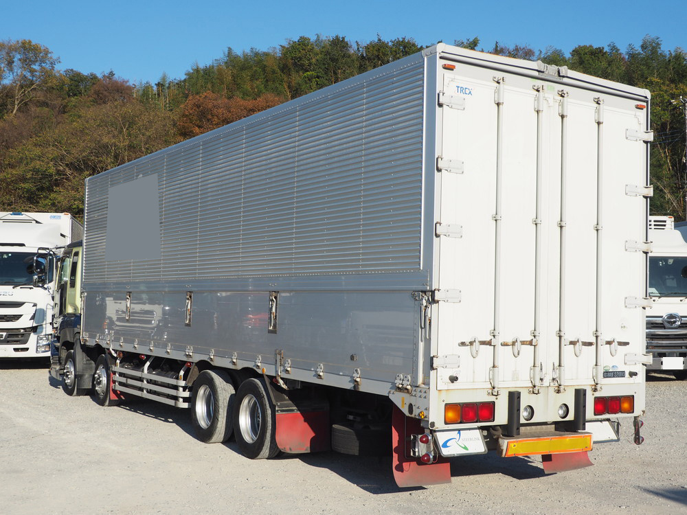 いすゞ ギガ 冷凍ウイング 大型 PKG-CYJ77W8 年式 H21[写真08]