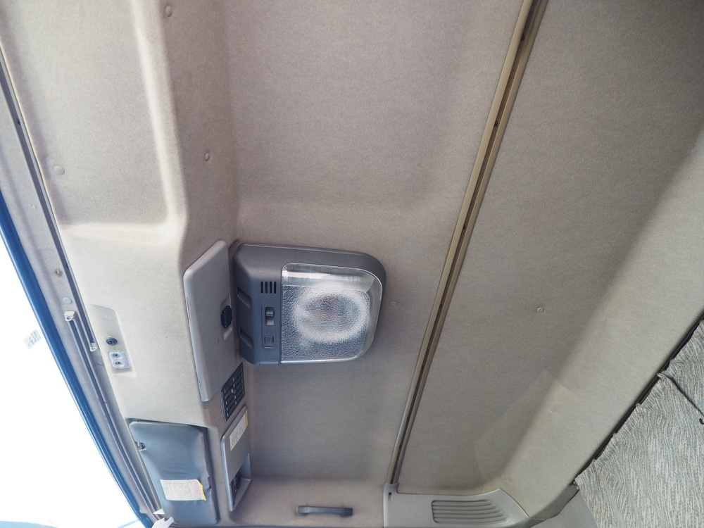 いすゞ ギガ 冷凍ウイング 大型 PKG-CYJ77W8 年式 H21[写真33]