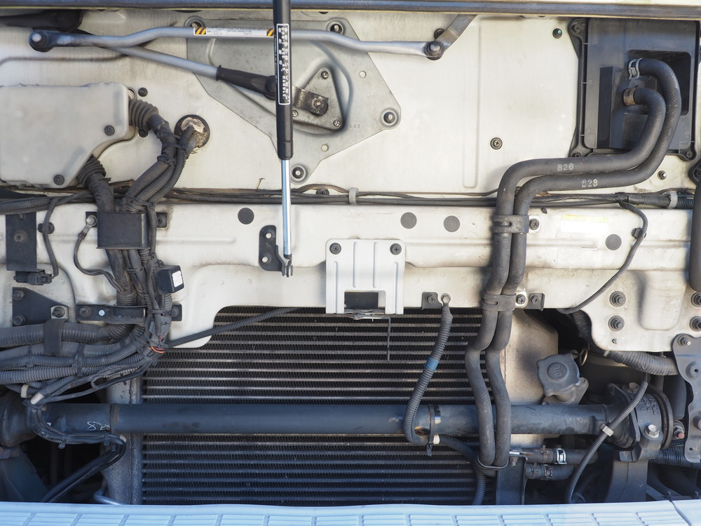 いすゞ ギガ 冷凍ウイング 大型 PKG-CYJ77W8 年式 H21[写真46]