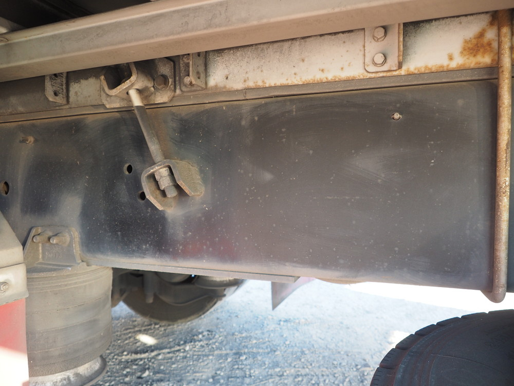 いすゞ ギガ 冷凍ウイング 大型 PKG-CYJ77W8 年式 H21[写真43]